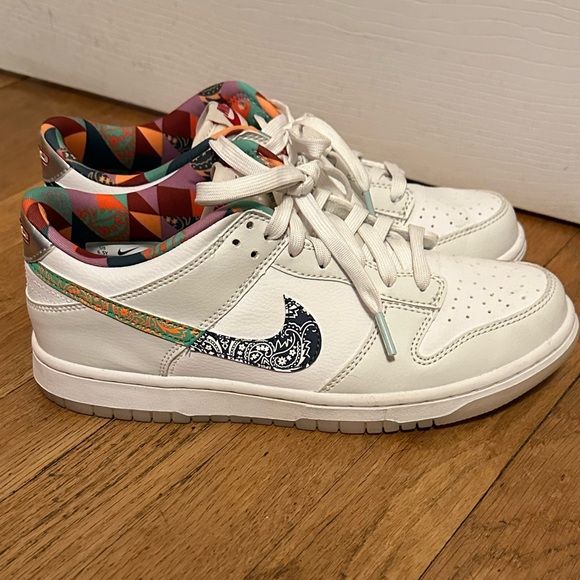 Nike Dunks - Multicolor - Picture 1 of 5